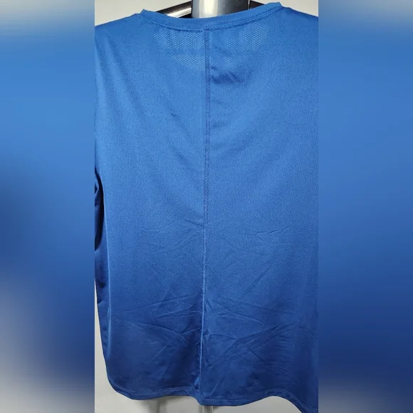 🌸 3/$25 🌸 Under Armour Blue Short Sleeve Athletic Tee-Size XL - Picture 3 of 10